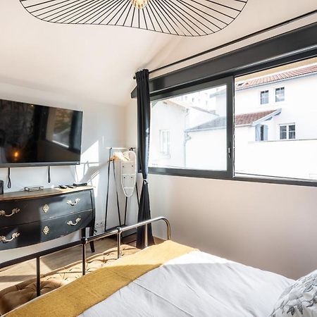 Le Cocon Des Artistes Apartment Лион Екстериор снимка