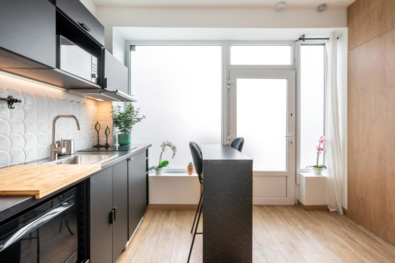 Le Cocon Des Artistes Apartment Лион Екстериор снимка